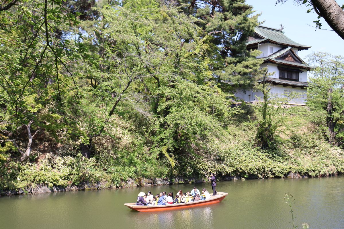 弘前公園中濠観光舟